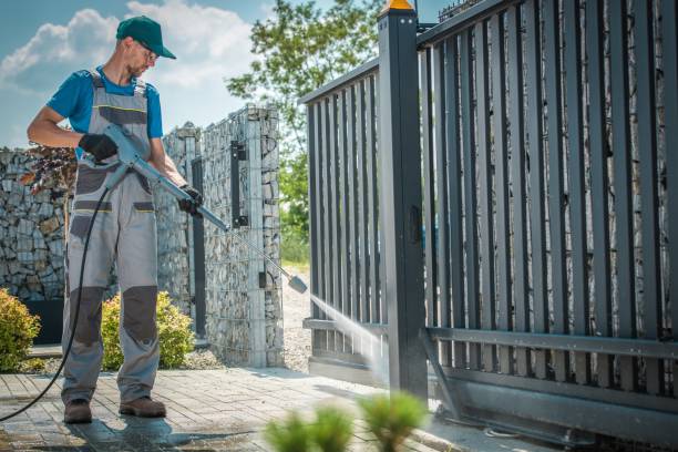 Best Restaurant Pressure Washing  in Dinuba, CA